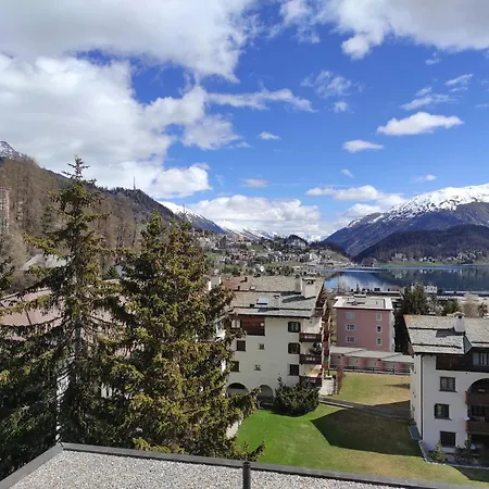Dachwohnung Mit Sauna, Dachterrasse Und Aussicht St. Moritz